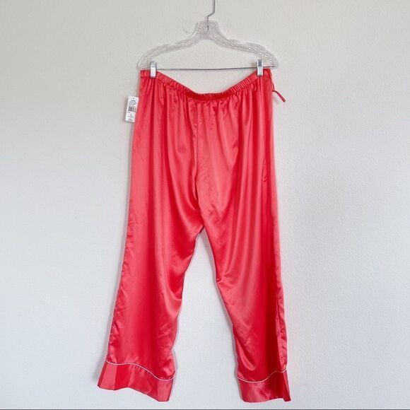 NATORI FEATHERS SATIN ESSENTIALS PJ in Carol size Large - Picture 7 of 11